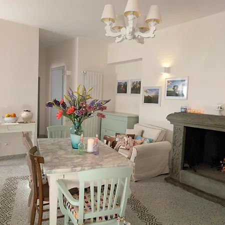 Casa Mita - Accogliente Monolocale Nel Cuore Del Paese Lejlighed Marta